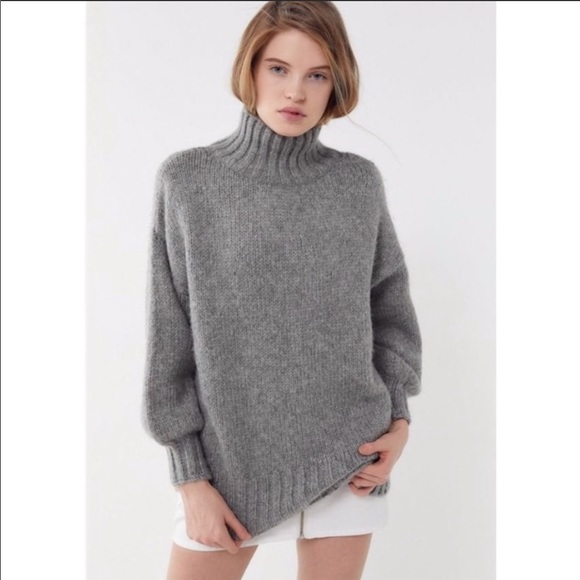 Urban Outfitters Sweaters - Urban Outfitters Gemma Cozy Turtleneck Sweater